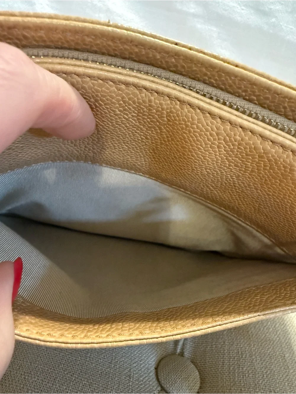 Chanel Vintage Beige shoulder tote with 24k plated gold hardware